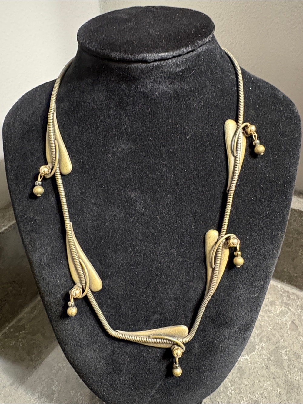 Kien Signed Brass Leaf Collar Necklace